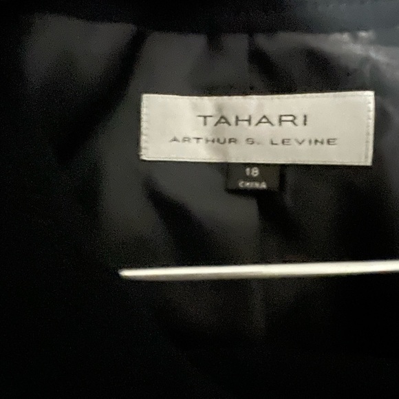 Women’s Skirt Suit size 18 - Picture 3 of 3